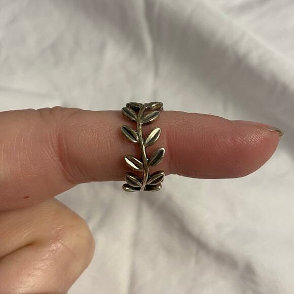 Boho Olive Leaf Band Ring Silver 925 Pandora Size 6 - Picture 2 of 7